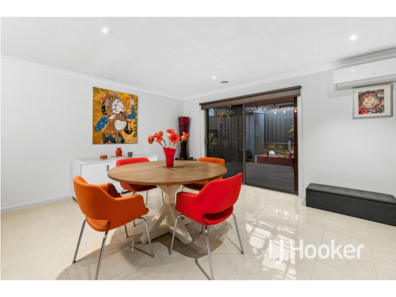 26 Constance Way, Pakenham VIC 3810