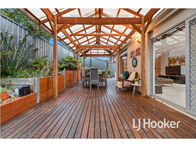 26 Constance Way, Pakenham VIC 3810