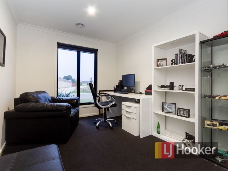11 Verdant Avenue, Officer VIC 3809