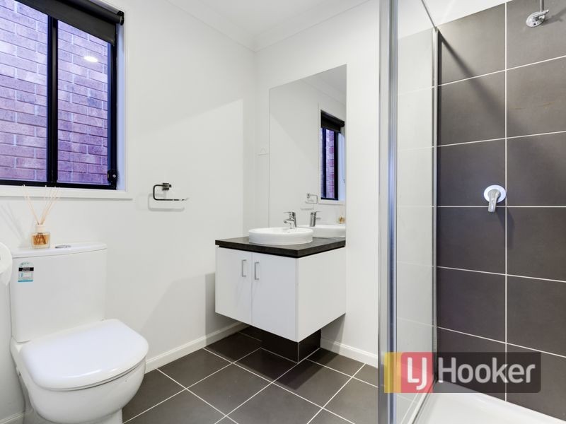 11 Verdant Avenue, Officer VIC 3809