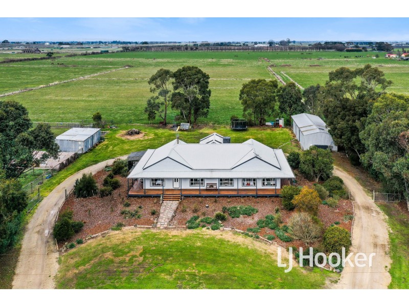 380 Lone Pine Road, Garfield VIC 3814