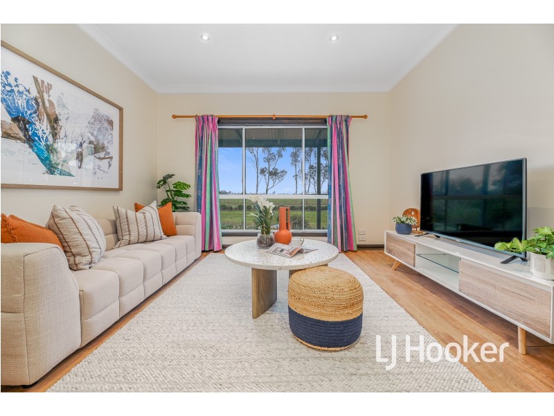 380 Lone Pine Road, Garfield VIC 3814
