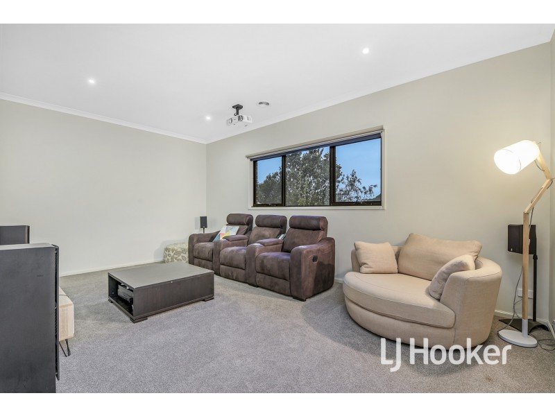 16 Royanne Close, Bunyip VIC 3815