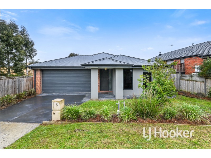 5 Bayview Road, Officer VIC 3809