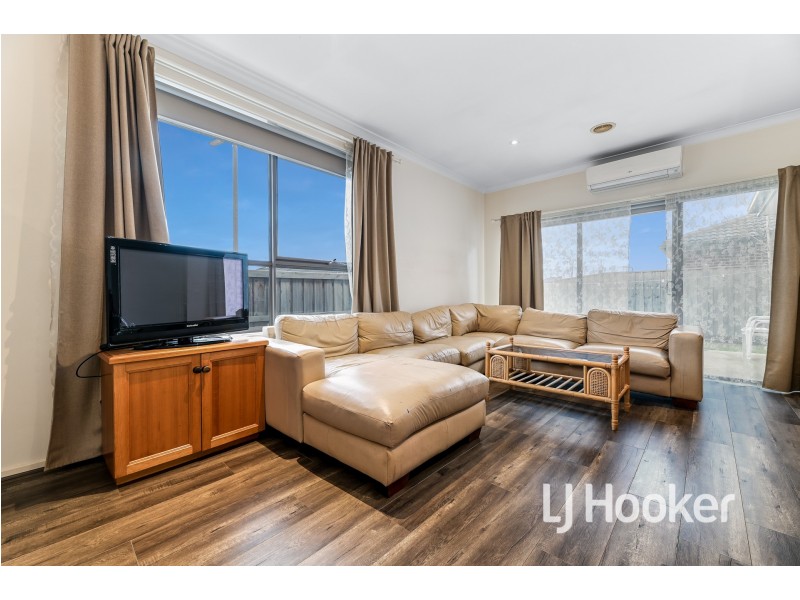 12 Hampstead Street, Pakenham VIC 3810