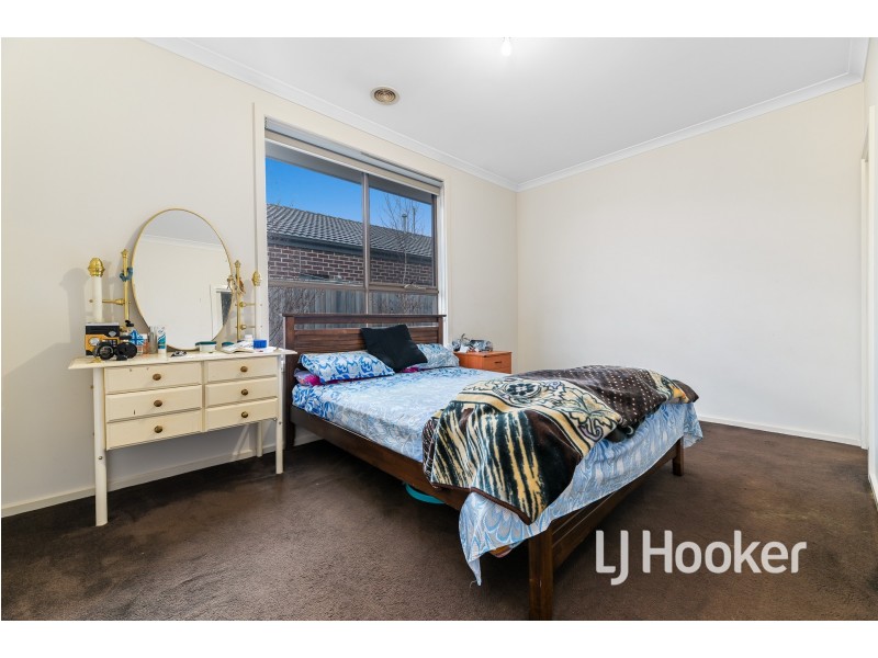 12 Hampstead Street, Pakenham VIC 3810