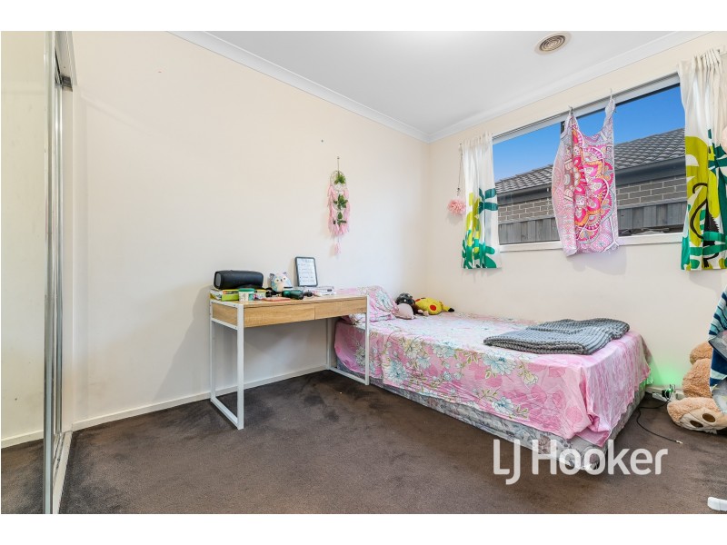 12 Hampstead Street, Pakenham VIC 3810