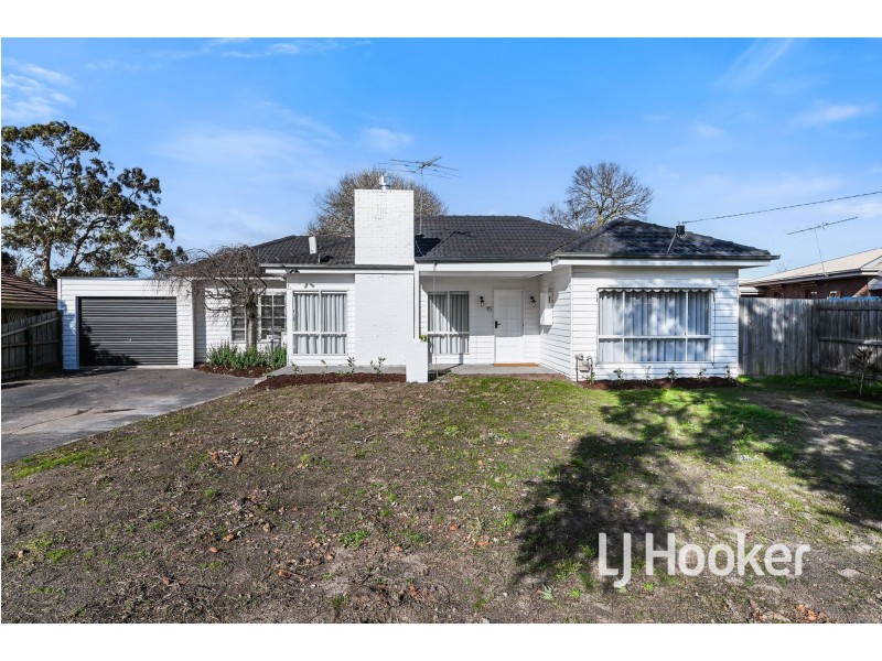 15 Home Road, Nar Nar Goon VIC 3812
