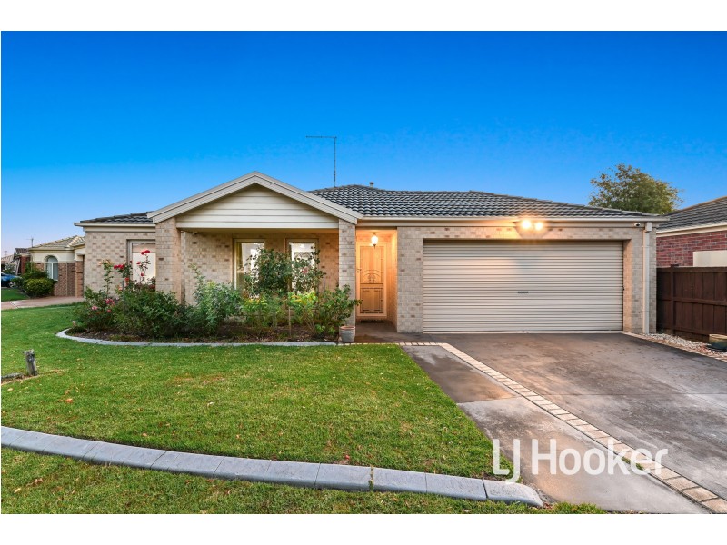 4 Bohemia Crescent, Pakenham VIC 3810