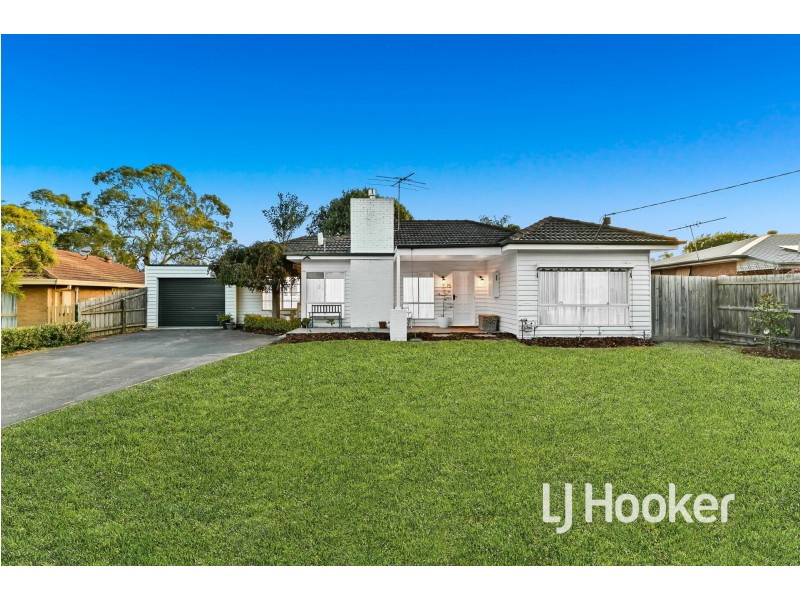 15 Home Road, Nar Nar Goon VIC 3812