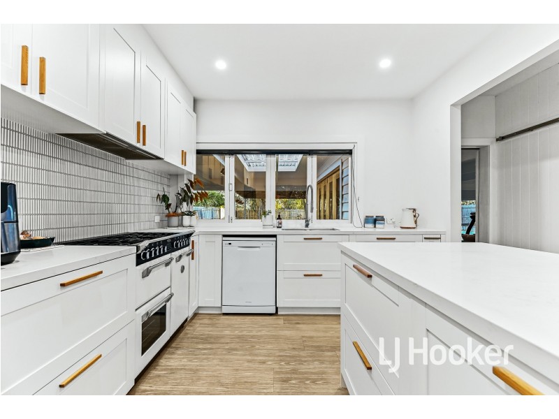 15 Home Road, Nar Nar Goon VIC 3812