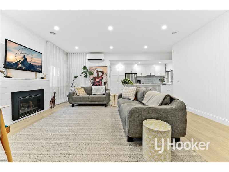 15 Home Road, Nar Nar Goon VIC 3812