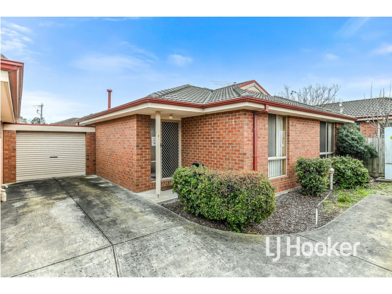 7/63 Pommel Street, Pakenham VIC 3810
