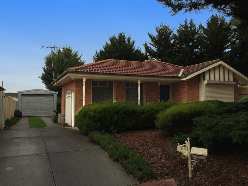 4 Amy Close, Pakenham VIC 3810