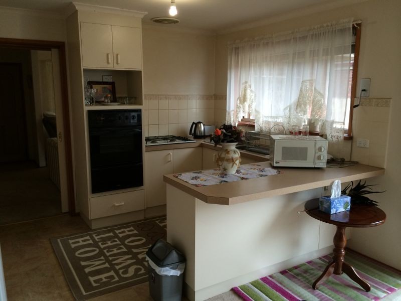 4 Amy Close, Pakenham VIC 3810