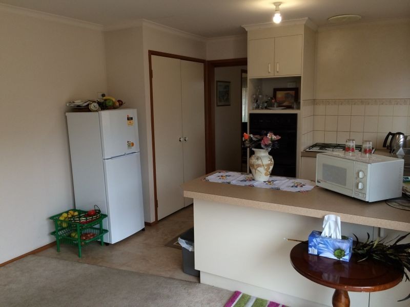 4 Amy Close, Pakenham VIC 3810