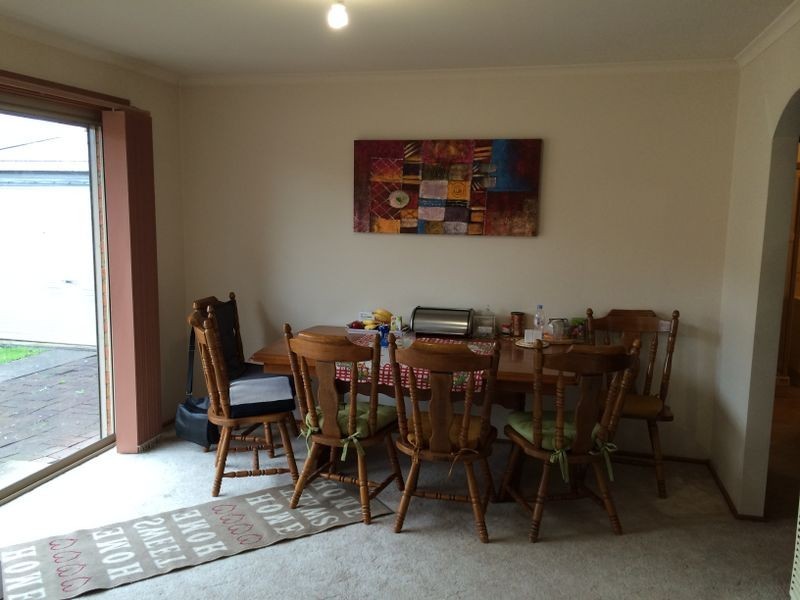 4 Amy Close, Pakenham VIC 3810