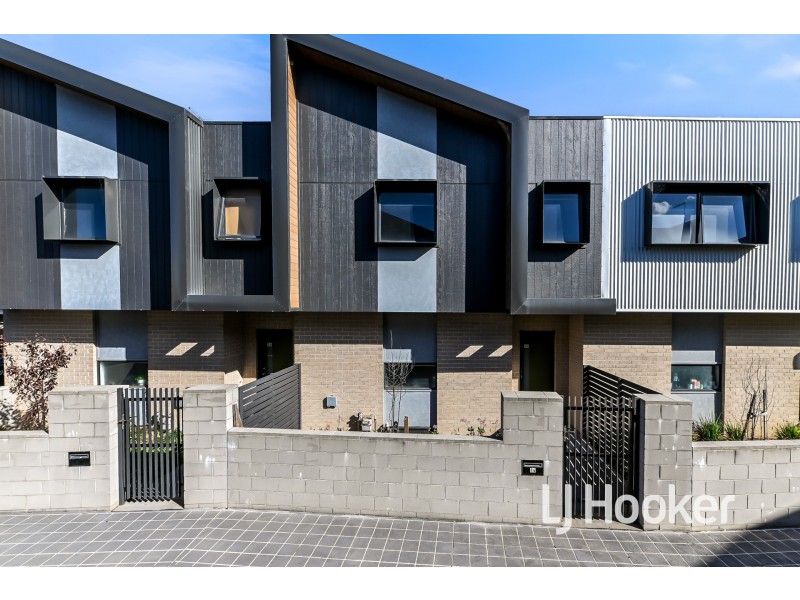 14 Kanuri Way, Pakenham VIC 3810