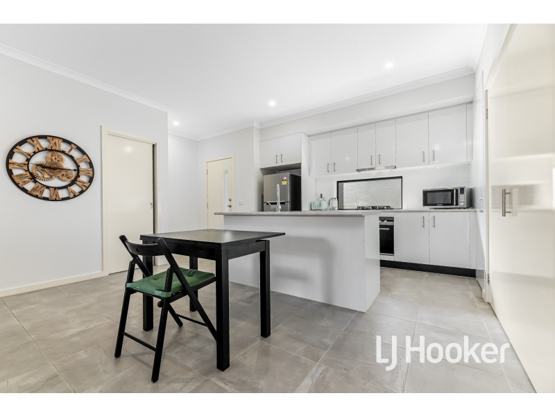 14 Kanuri Way, Pakenham VIC 3810