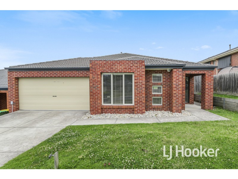19 Shetland Court, Pakenham VIC 3810