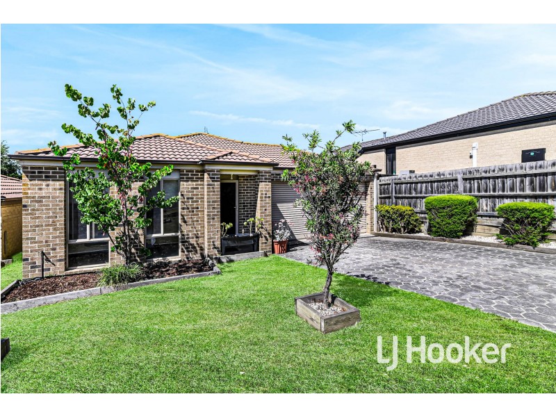 14 Jennifer Court, Pakenham VIC 3810