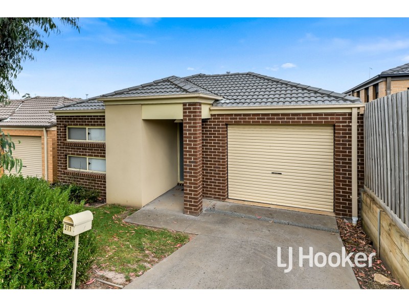 311 Settlement Road, Drouin VIC 3818