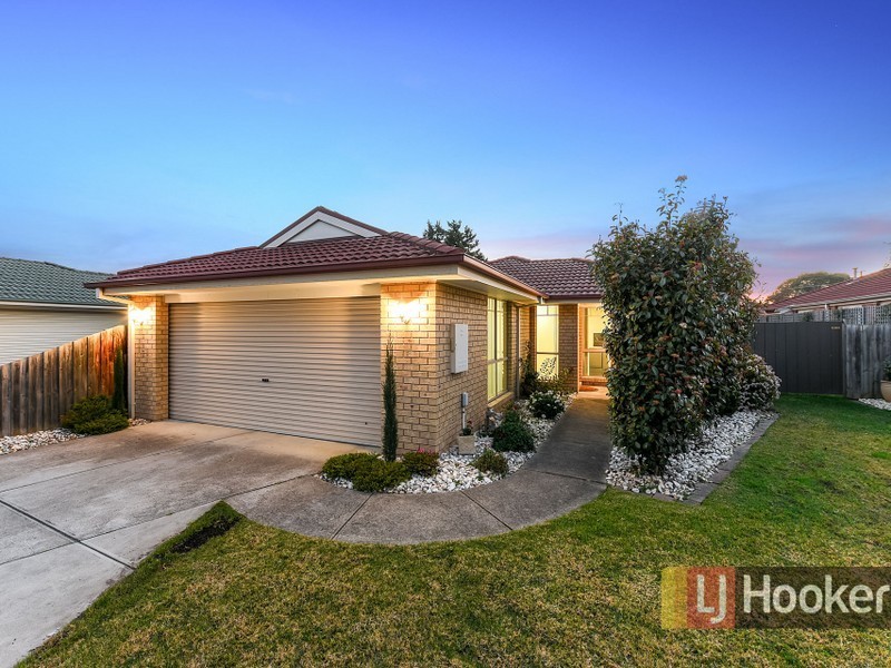 15 Heidi Court, Pakenham VIC 3810