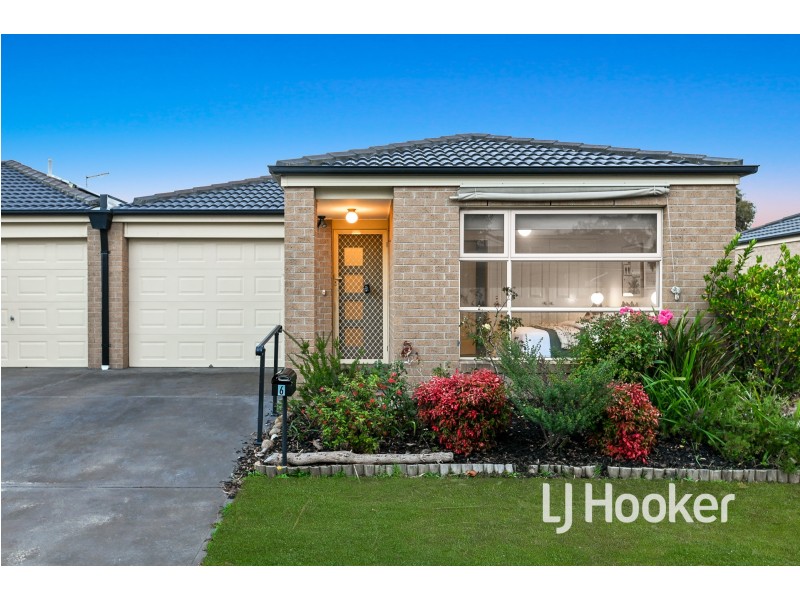 6 Belvedere Drive, Pakenham VIC 3810