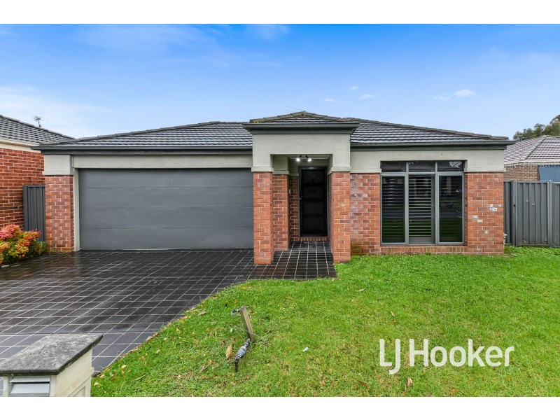 55 Pomegranate Way, Pakenham VIC 3810
