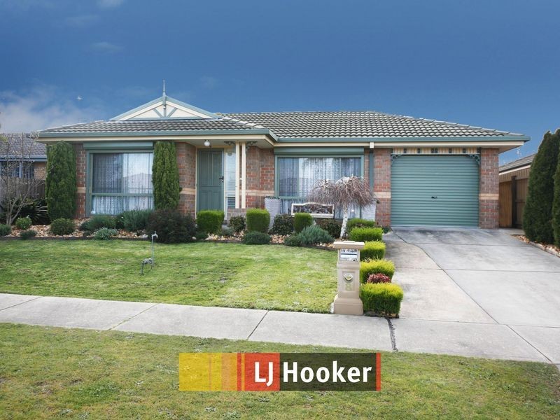 8 Benor Court, Pakenham VIC 3810