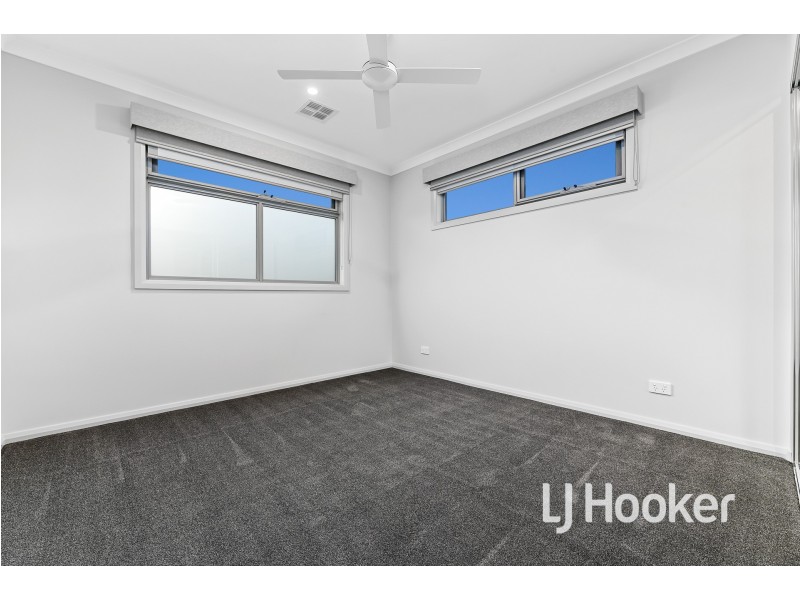 2/15 Beswick Street, Garfield VIC 3814