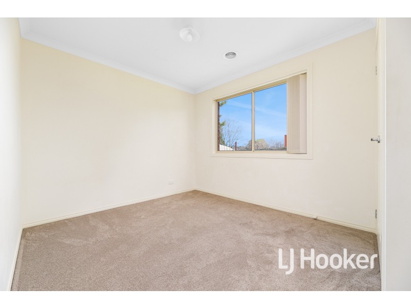 5/12 McClenaghan Place, Pakenham VIC 3810