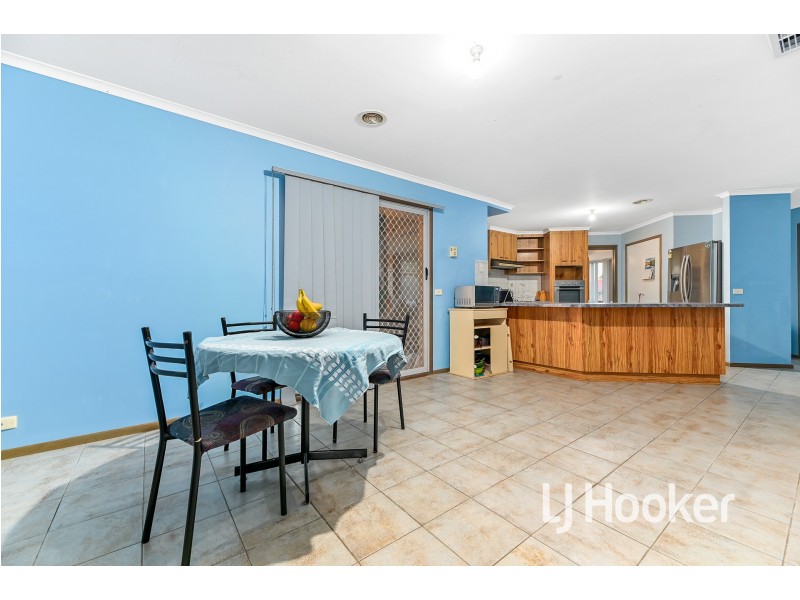 10 Benor Court, Pakenham VIC 3810