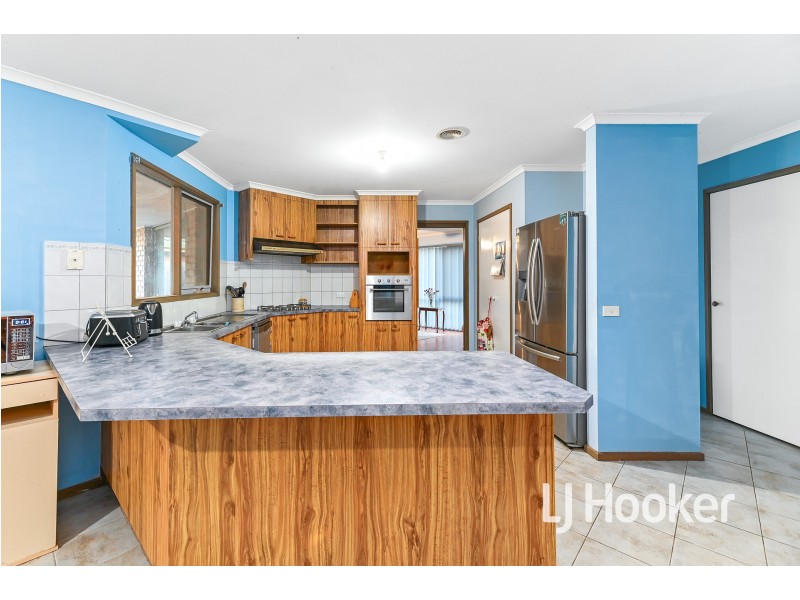 10 Benor Court, Pakenham VIC 3810