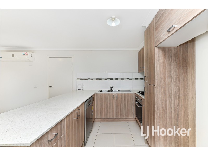 9 Telford Circuit, Drouin VIC 3818