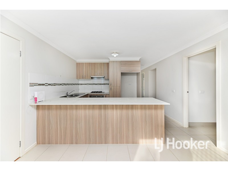 9 Telford Circuit, Drouin VIC 3818