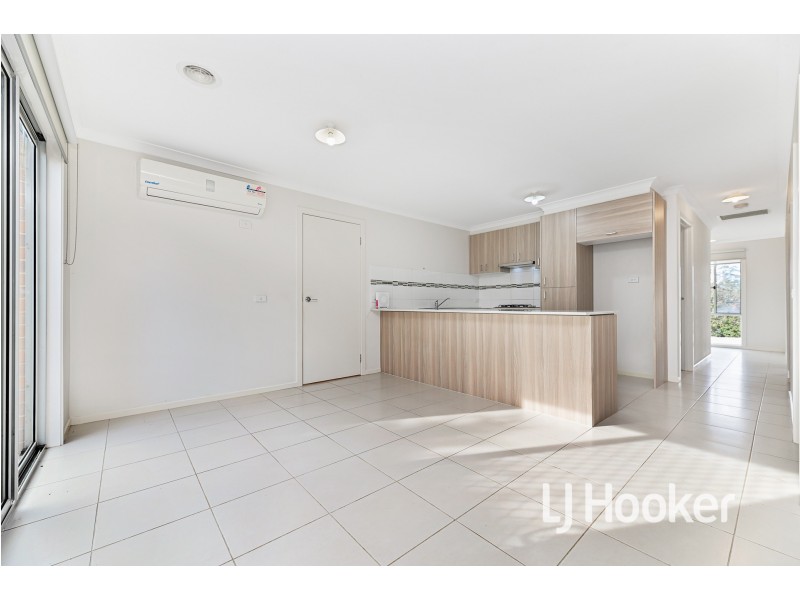 9 Telford Circuit, Drouin VIC 3818