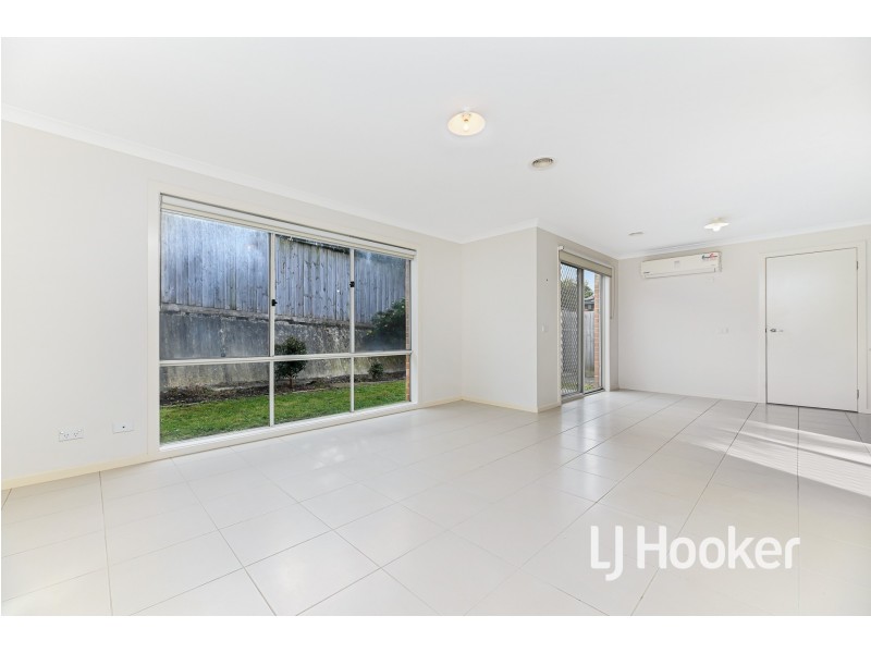 9 Telford Circuit, Drouin VIC 3818