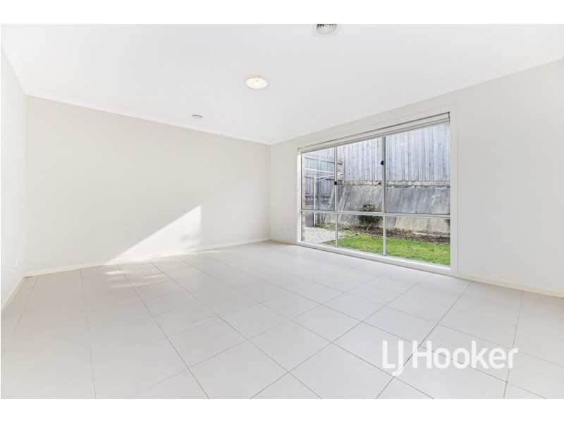 9 Telford Circuit, Drouin VIC 3818