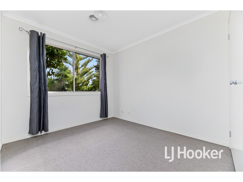 12 Caspian Chase, Pakenham VIC 3810