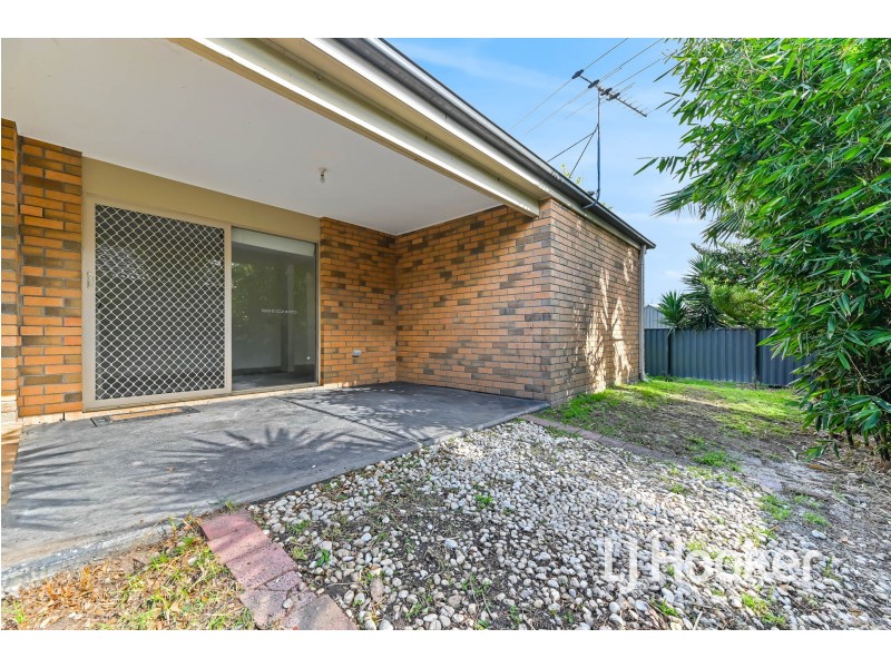 12 Caspian Chase, Pakenham VIC 3810