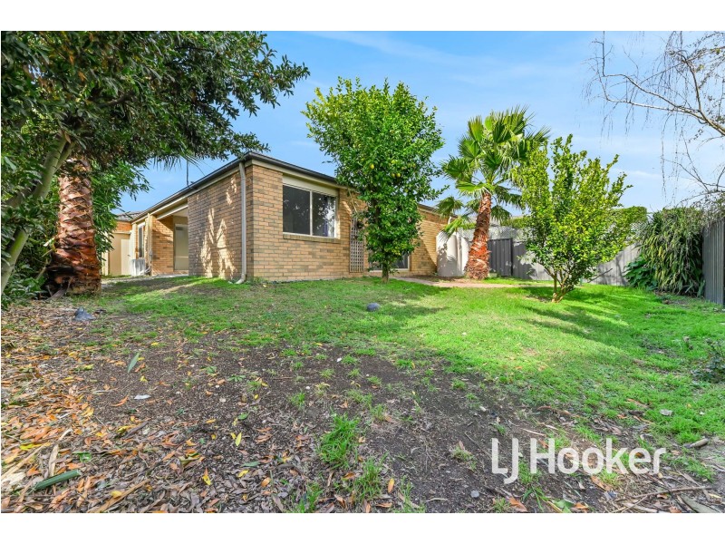 12 Caspian Chase, Pakenham VIC 3810