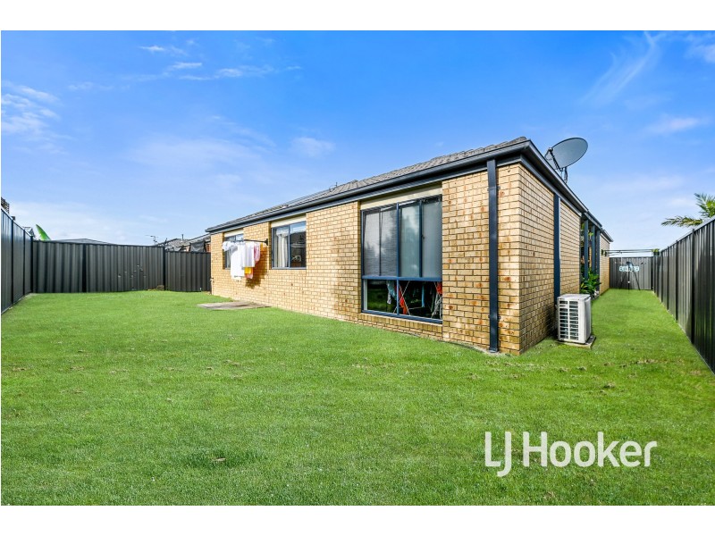 9 Ivory Drive, Pakenham VIC 3810