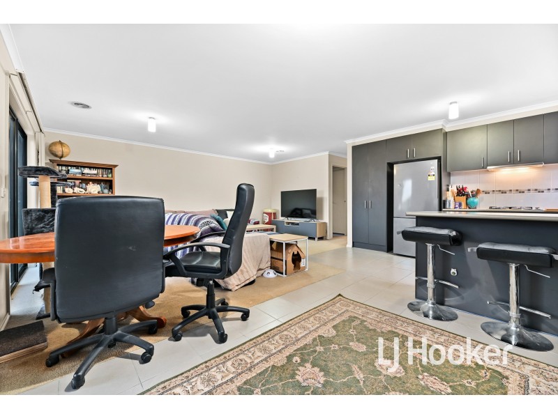 7/108 Ahern Road, Pakenham VIC 3810