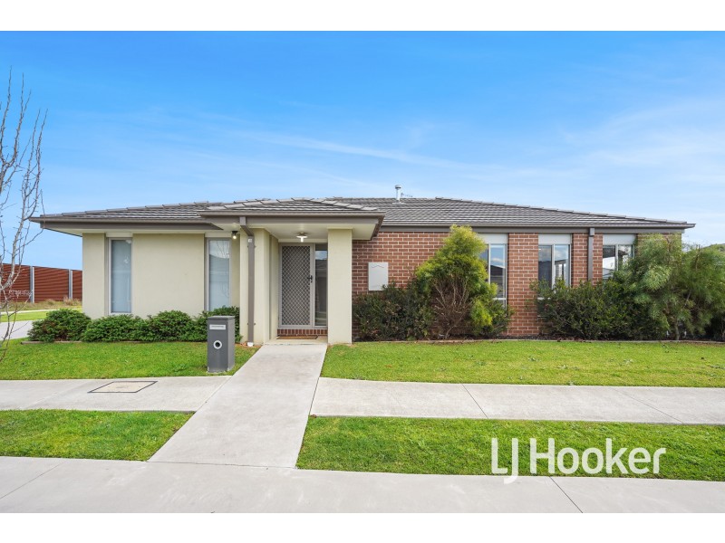 10 Manchester Boulevard, Officer VIC 3809