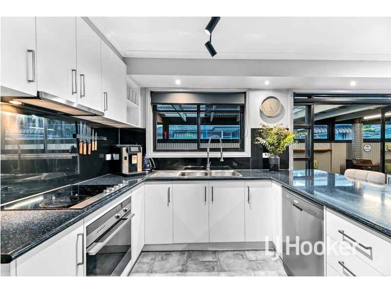 25 Sybella Avenue, Koo Wee Rup VIC 3981