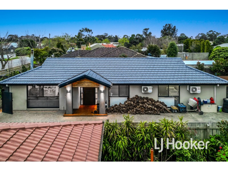 25 Sybella Avenue, Koo Wee Rup VIC 3981