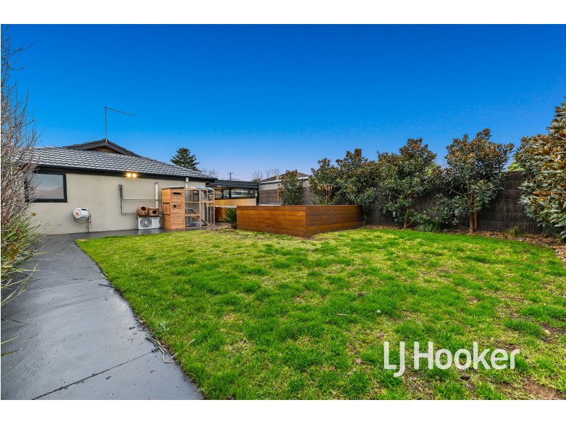 25 Sybella Avenue, Koo Wee Rup VIC 3981
