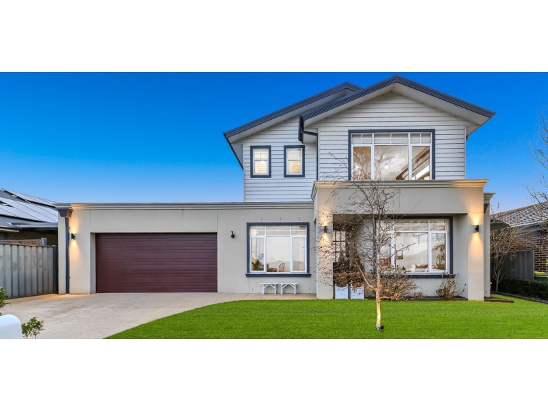 5 Illawarra Way, Pakenham VIC 3810