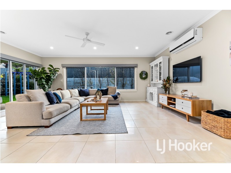 5 Illawarra Way, Pakenham VIC 3810